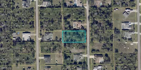 913 Roosevelt Ave, Lehigh Acres, FL 33936