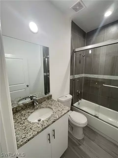 1182 E Benbow Cir, Labelle, FL 33935 photo 6
