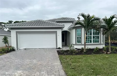 7569 Paradise Tree Dr, North Fort Myers, FL 33917