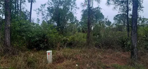 902 E 11th St, Lehigh Acres, FL 33972
