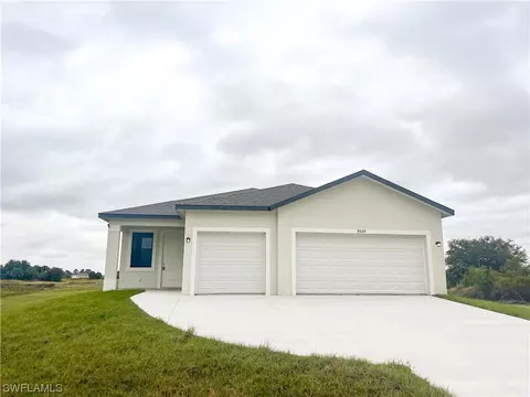 8020 Melody Cir N, Labelle, FL 33935