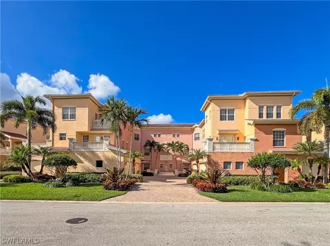 542 Avellino Isles Cir #10102, Naples, FL 34119