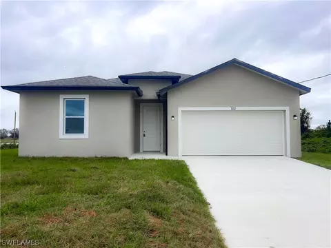 7012 Jolly Cir, Labelle, FL 33935