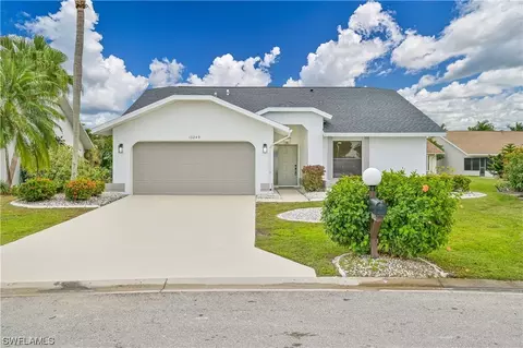 13249 Winsford Ln, Fort Myers, FL 33966