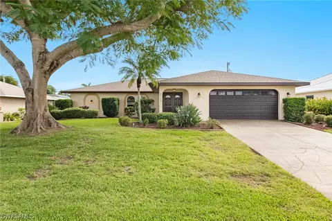 5706 SW 9th Ct, Cape Coral, FL 33914