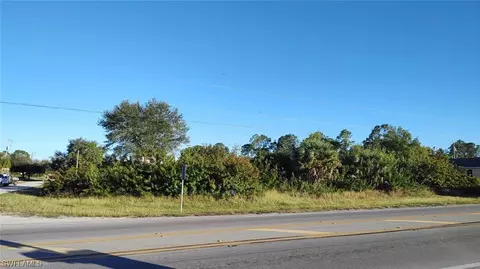 3319 25th St W, Lehigh Acres, FL 33971