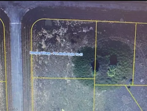 401 Saxton Dr, Labelle, FL 33935