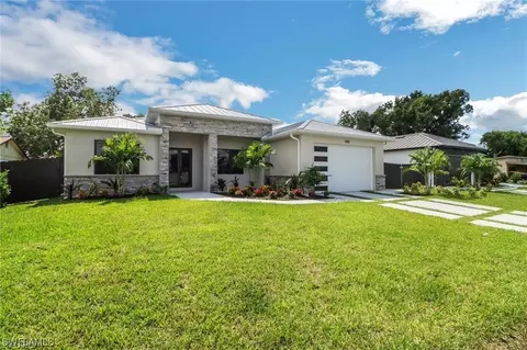9040 Carolina St, Bonita Springs, FL 34135