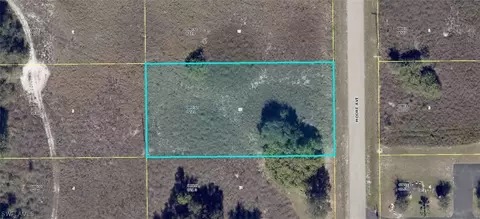 1419 Moore Ave, Lehigh Acres, FL 33972