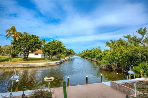 805 E Gulf Dr #3C, Sanibel, FL 33957