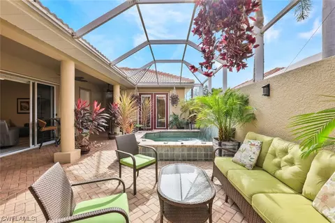 13951 Avon Park Cir, Fort Myers, FL 33912