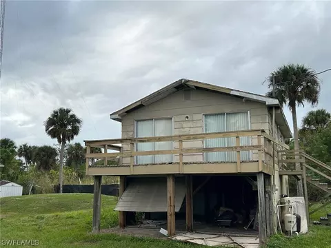 17331 Rewis Rd, Alva, FL 33920