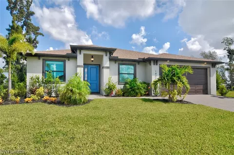 1833 NE 2nd St, Cape Coral, FL 33909
