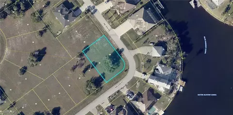 3801 NW 22nd St, Cape Coral, FL 33993