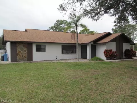 620 Greenwood Ave, Lehigh Acres, FL 33972