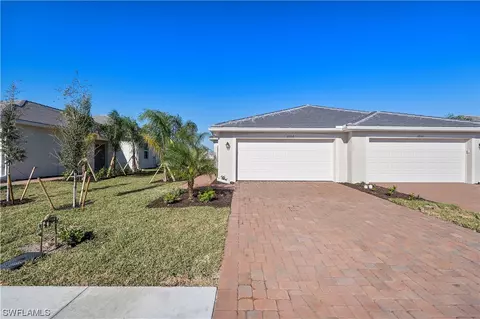 2012 Vermont Ln, Naples, FL 34120