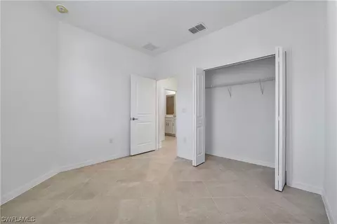 2012 Vermont Ln, Naples, FL 34120 photo 5