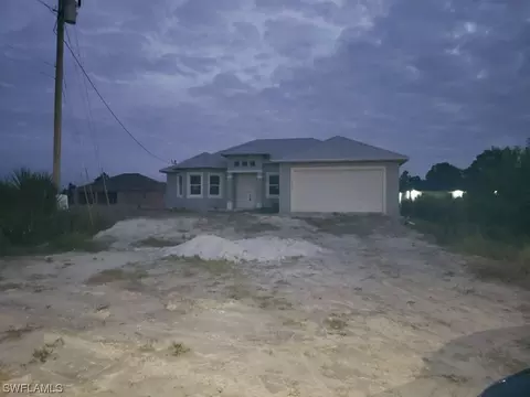 2501 40th St SW, Lehigh Acres, FL 33976
