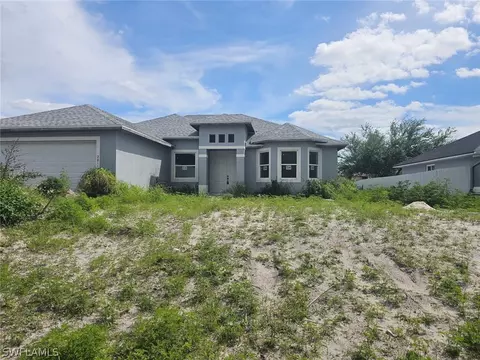 2811 6th St SW, Lehigh Acres, FL 33976