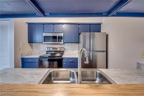 5321 Summerlin Rd #2115, Fort Myers, FL 33919