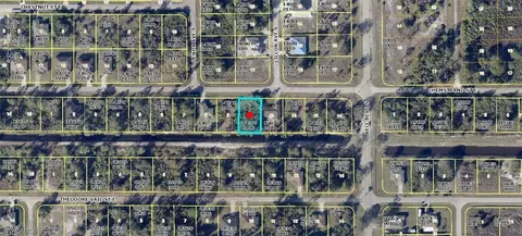 762 Chemstrand St E, Lehigh Acres, FL 33974
