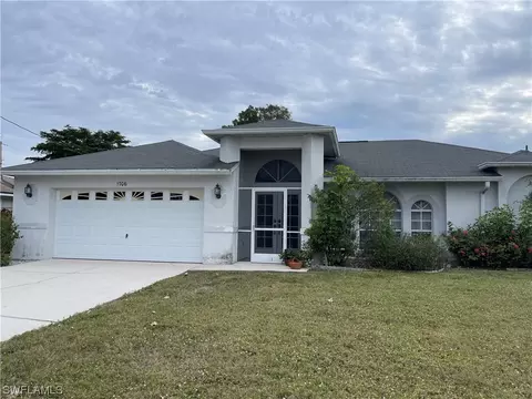 1706 SE 10th St, Cape Coral, FL 33990