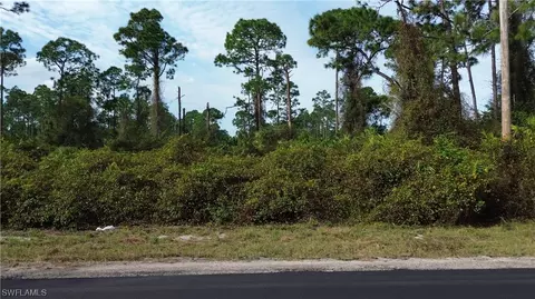 750 Genoa Ave S, Lehigh Acres, FL 33974