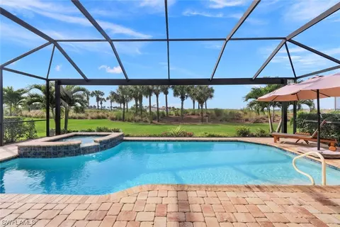 9104 Siesta Bay Dr, Naples, FL 34120
