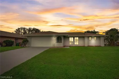 3726 SE 6th Ave, Cape Coral, FL 33904