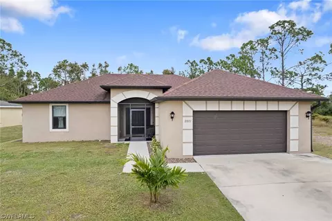 2802 43rd St SW, Lehigh Acres, FL 33976