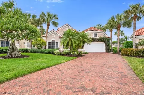 26200 Siena Dr, Bonita Springs, FL 34134