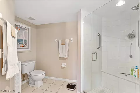 Bath - 4040 Durango Ct #207, Estero, FL 33928 photo 2 of 3