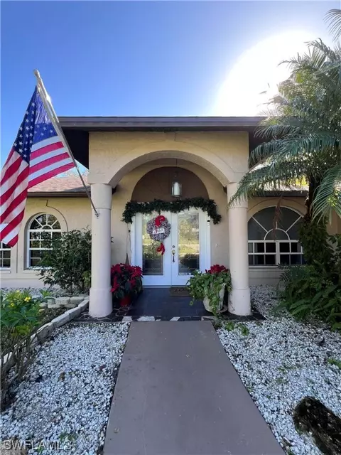 435 5th Ave, Labelle, FL 33935 photo 2