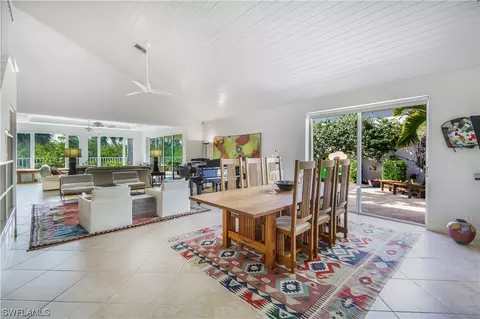 27583 Riverbank Dr, Bonita Springs, FL 34134