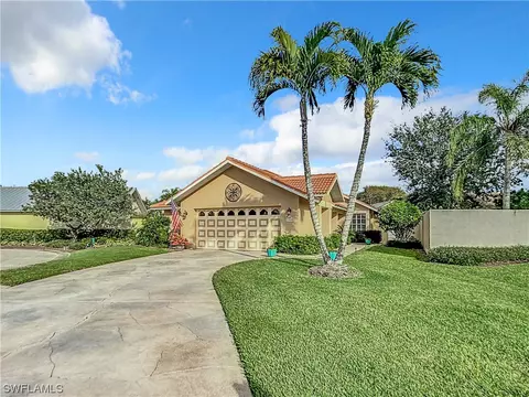 11030 Linnet Ln, Naples, FL 34119
