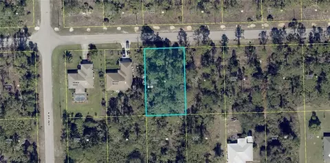 2817 49th St W, Lehigh Acres, FL 33971