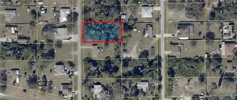 14 Robert Ave, Lehigh Acres, FL 33936