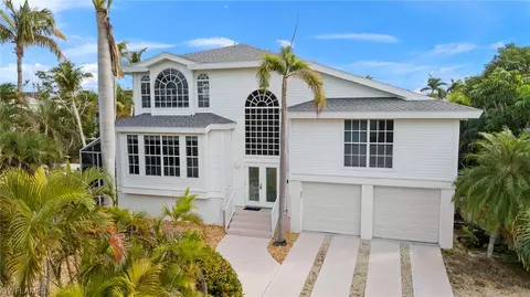 1720 Dixie Beach Blvd, Sanibel, FL 33957