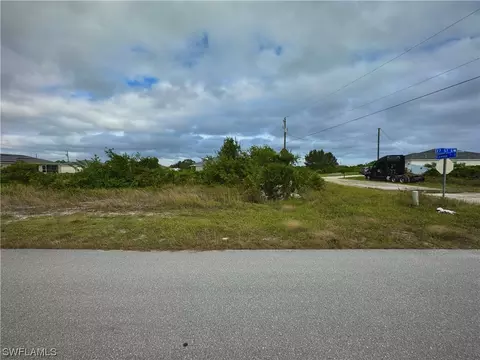 1606 Connie Ave S, Lehigh Acres, FL 33976