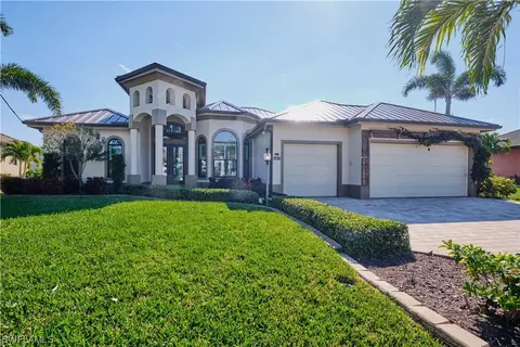 11734 Royal Tee Cir, Cape Coral, FL 33991