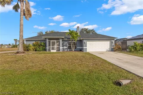 3229 NE 15th Pl, Cape Coral, FL 33909