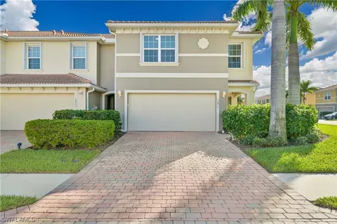 3871 Burrfield St, Fort Myers, FL 33916