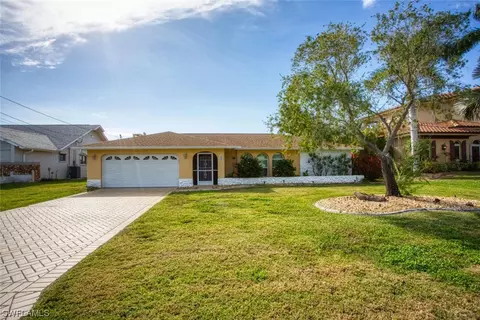 506 SW 52nd St, Cape Coral, FL 33914