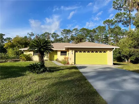111 Wellington Ave, Lehigh Acres, FL 33936