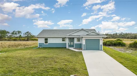 9071 Bamboo Cir, Labelle, FL 33935
