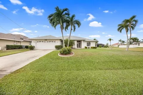 3028 SW 27th Ct, Cape Coral, FL 33914