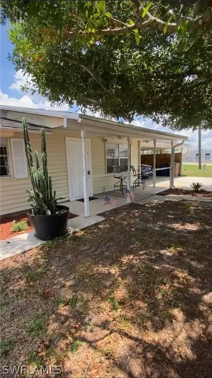 307 E 3rd St, Lehigh Acres, FL 33936