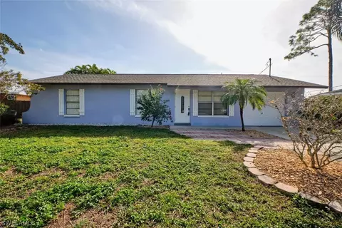 9216 Temple Rd E, Fort Myers, FL 33967