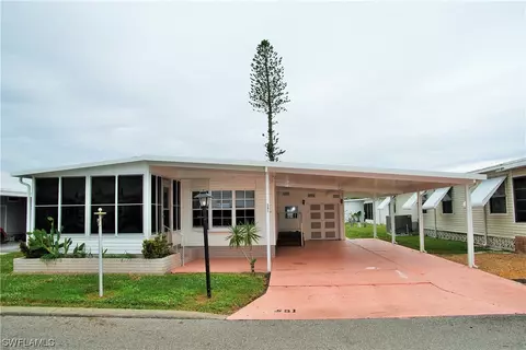 581 Hogan Dr, North Fort Myers, FL 33903