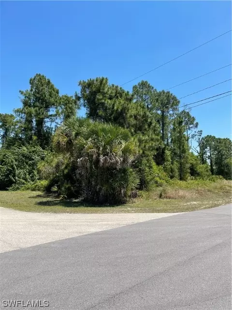 530 Frank Jewett Ave S, Lehigh Acres, FL 33974